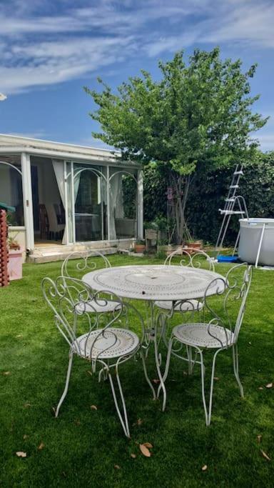 Maison Paisible Et Ensoleillee Awinion Zewnętrze zdjęcie